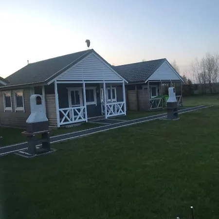 Dzika Plaza Дом отдыха Wierzchucino